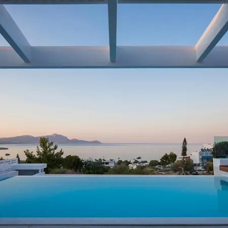 Emerald With Swimming Pool In Villa Líndos