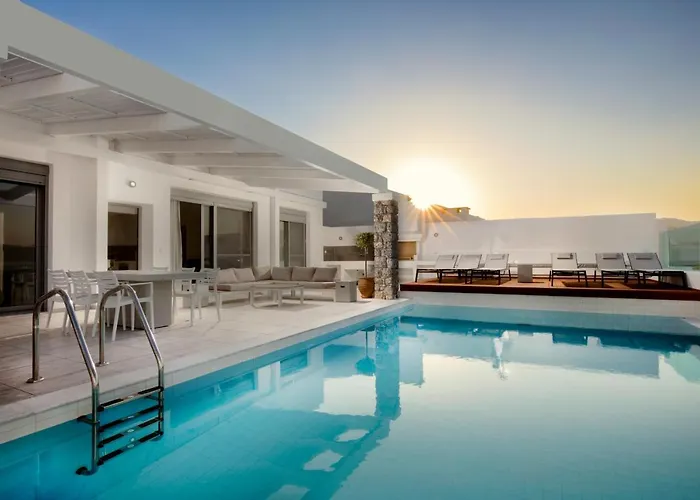 Emerald With Swimming Pool In *