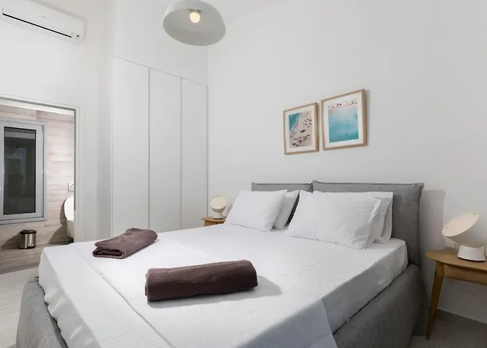 빌라 Emerald With Swimming Pool In